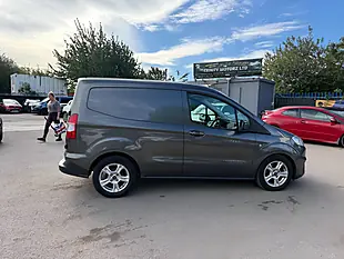 Used 2019 Ford Transit Courier Limited Grey - Interior and Exterior details 6