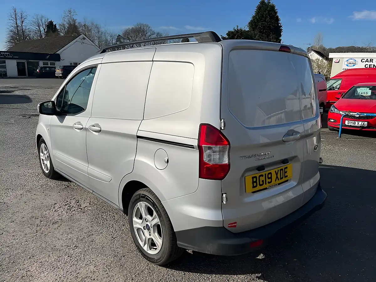 Used 2019 Ford Transit Courier Limited Silver - Interior and Exterior details 5