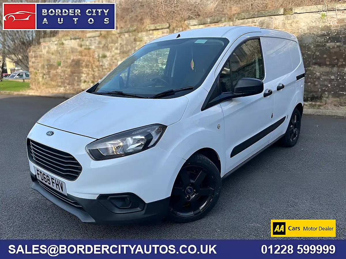 Used 2019 Ford Transit Courier Panel Van Frozen White - Front View