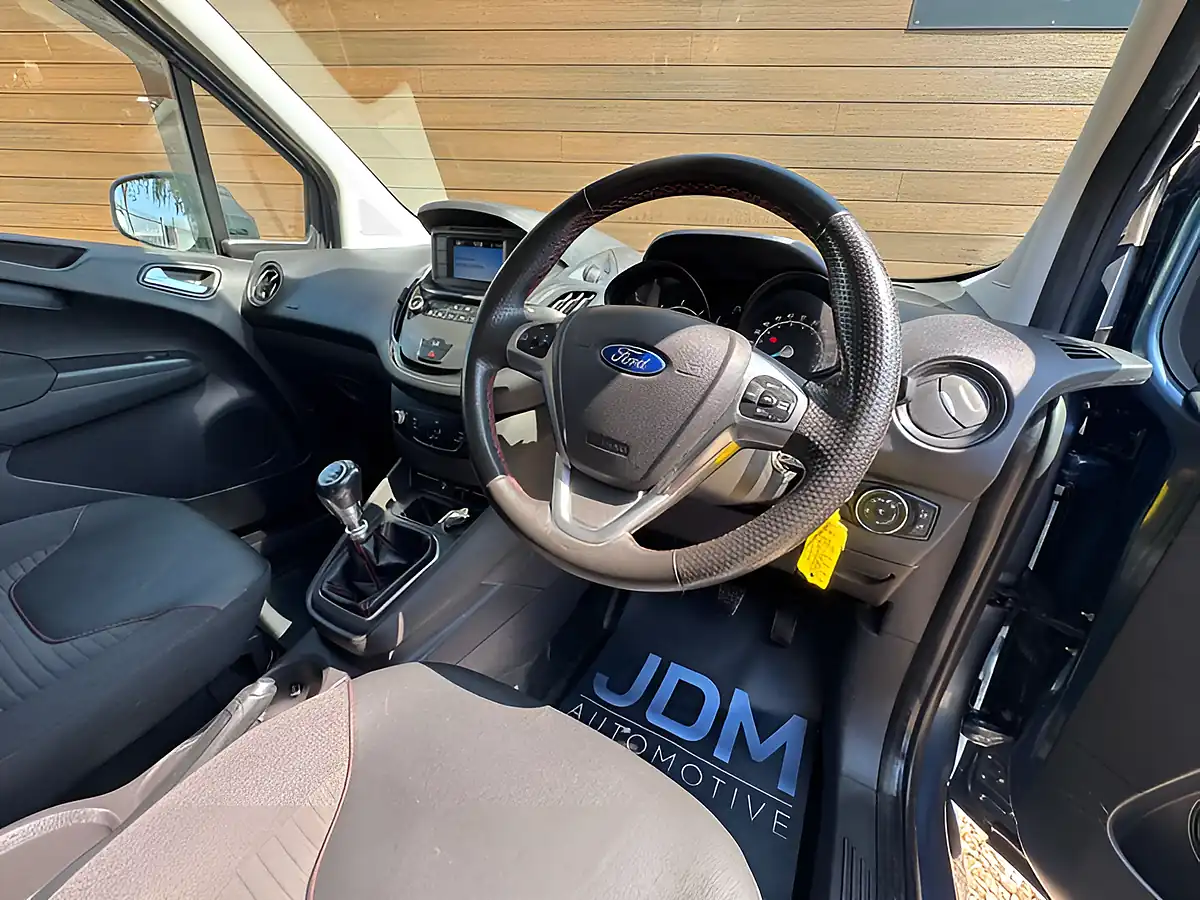 Used 2019 Ford Transit Courier Sport Blue - Interior and Exterior details 16