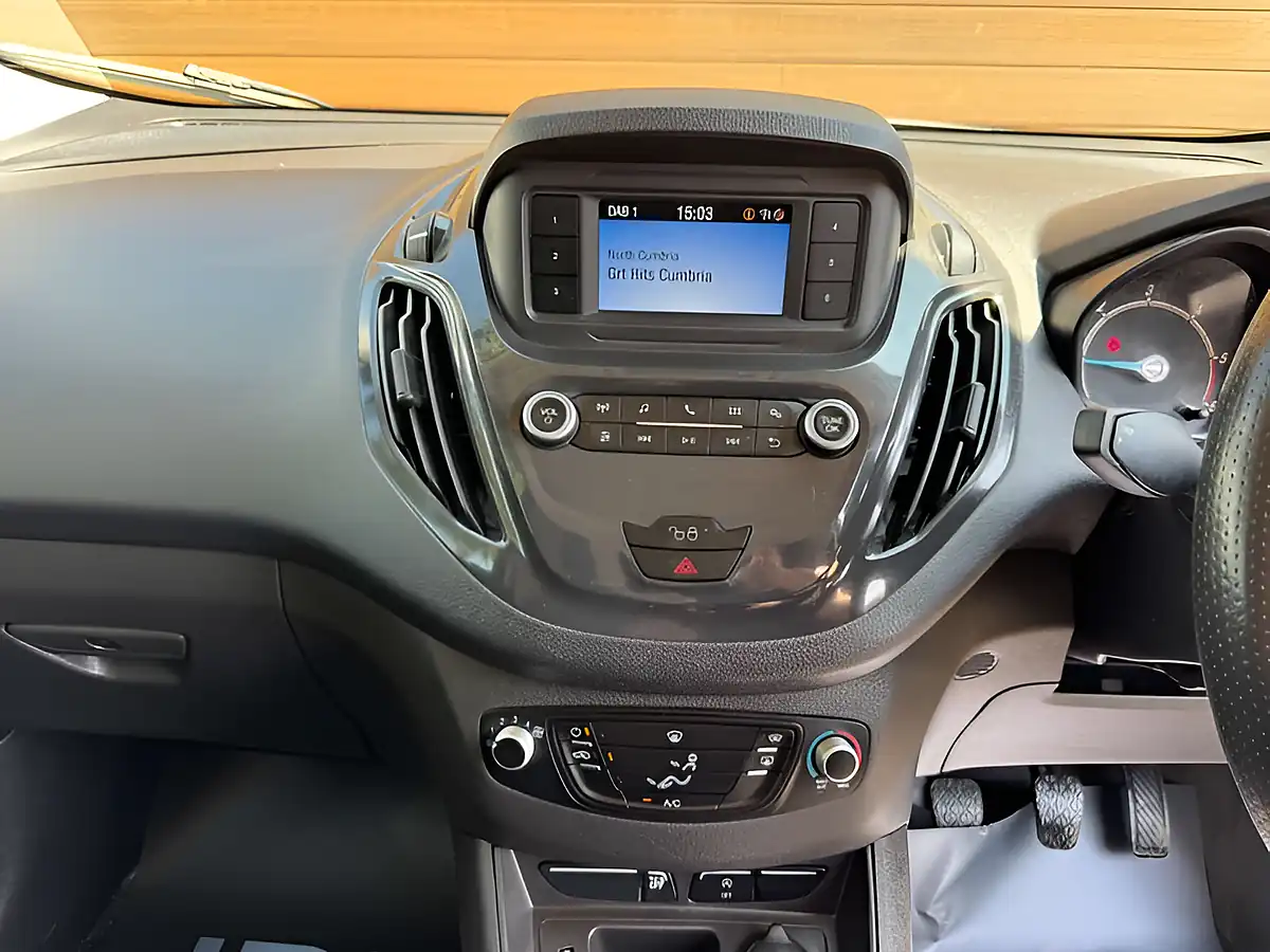 Used 2019 Ford Transit Courier Sport Blue - Interior and Exterior details 18