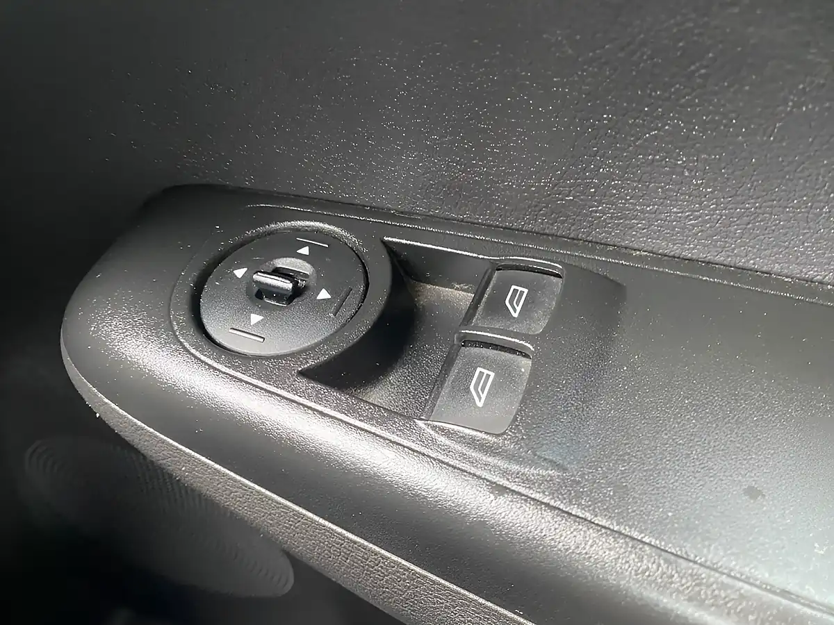 Used 2019 Ford Transit Courier Sport Grey - Interior and Exterior details 14