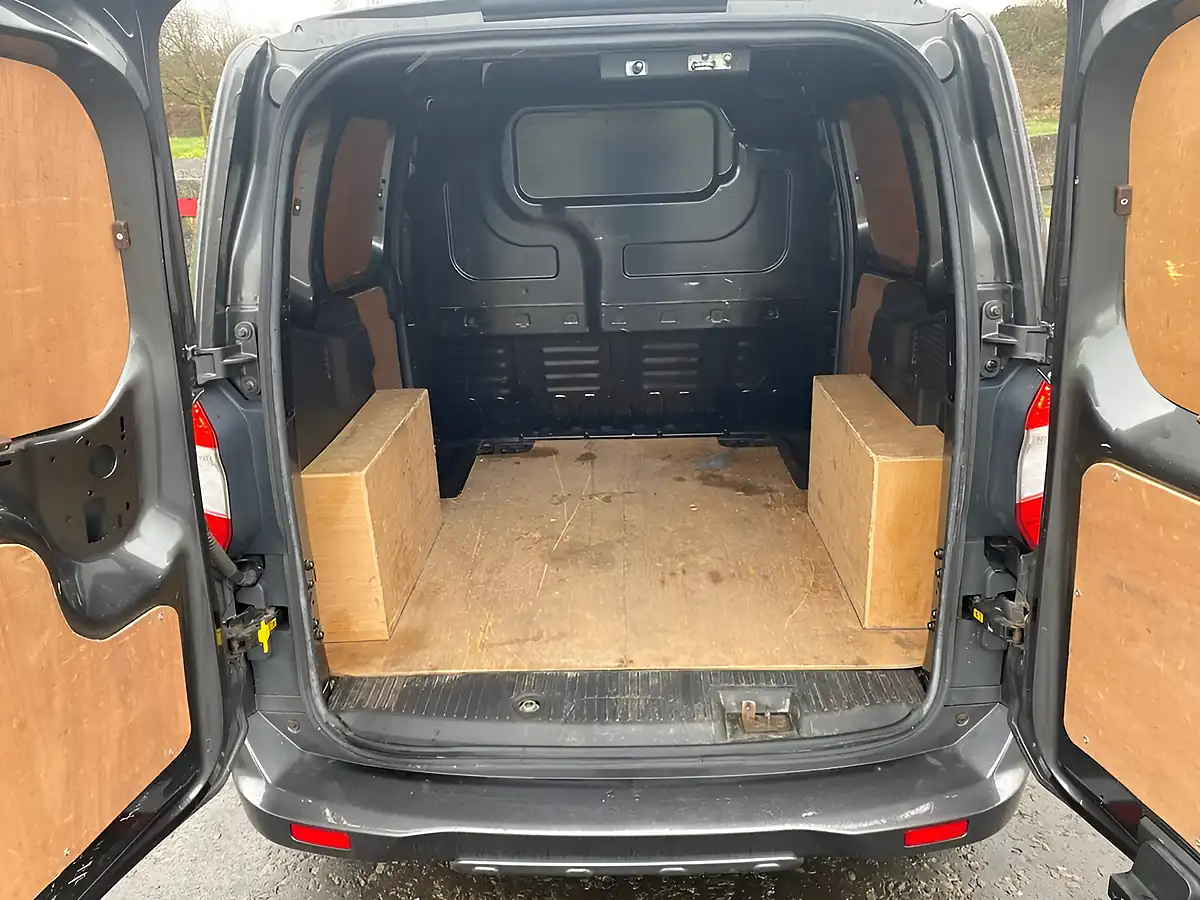 Used 2019 Ford Transit Courier Sport Grey - Interior and Exterior details 5