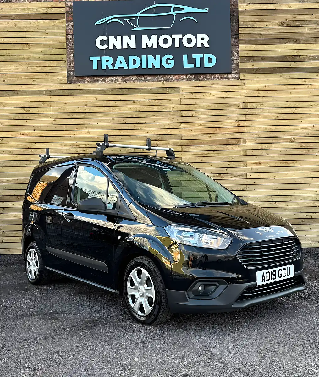 Used 2019 Ford Transit Courier Trend Black - Front View
