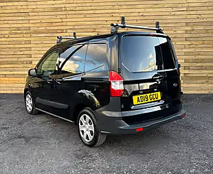 Used 2019 Ford Transit Courier Trend Black - Interior and Exterior details 7