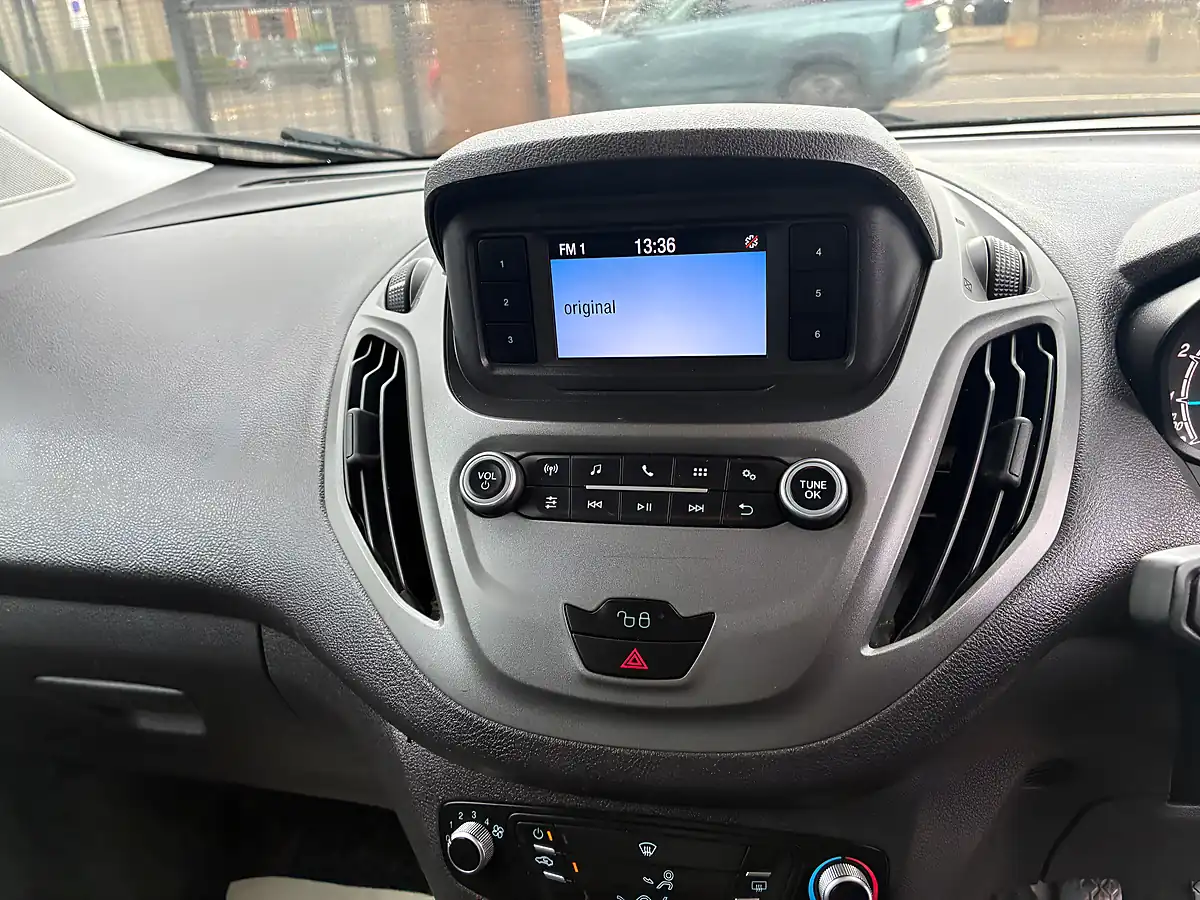 Used 2019 Ford Transit Courier Trend Panel Van White - Interior and Exterior details 9