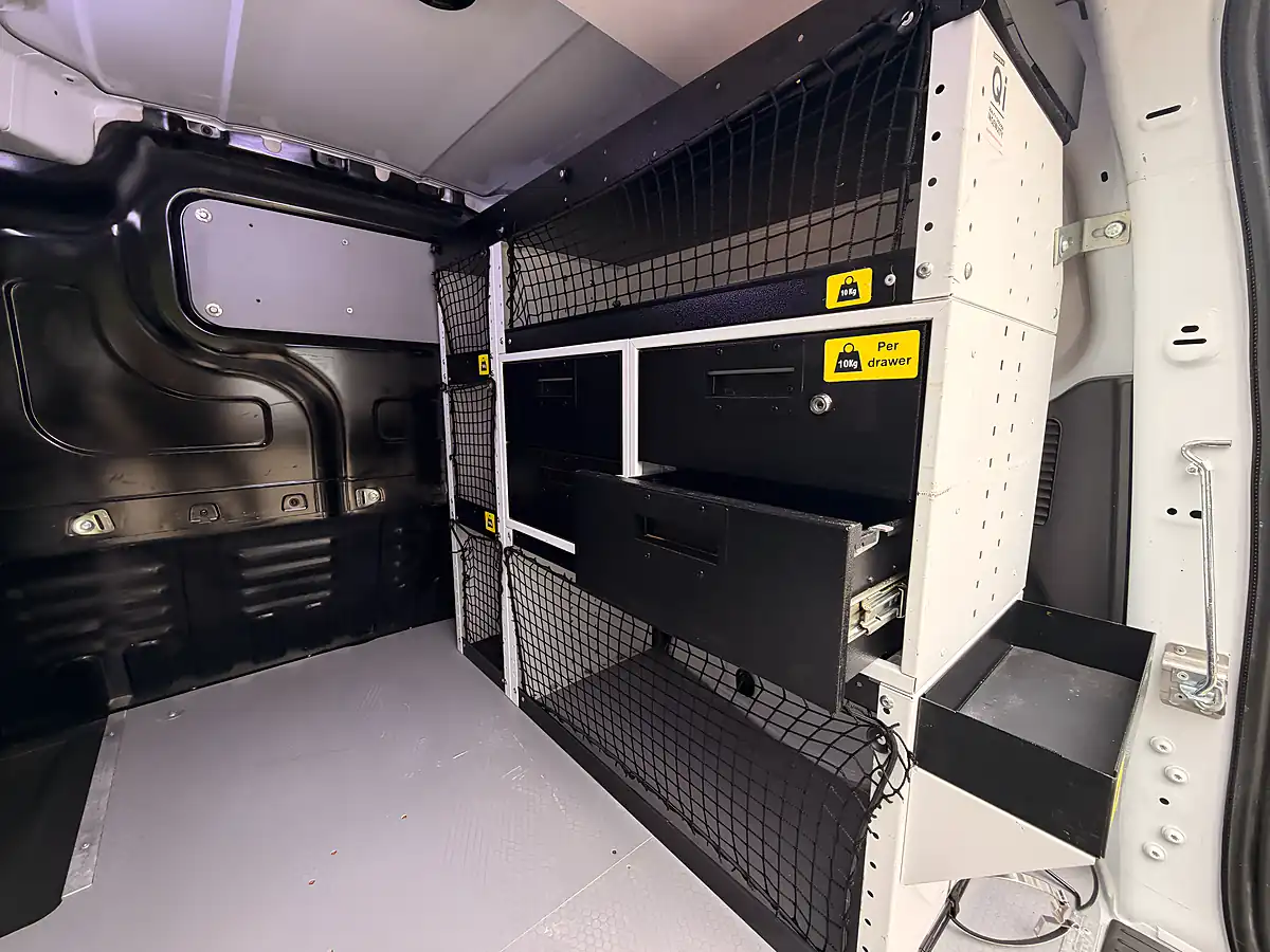 Used 2019 Ford Transit Courier Trend White - Interior and Exterior details 4