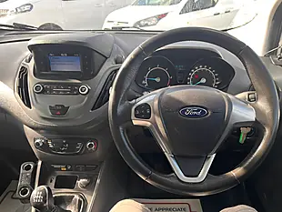 Used 2019 Ford Transit Courier Trend White - Interior and Exterior details 20