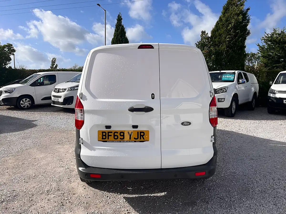 Used 2019 Ford Transit Courier Trend White - Interior and Exterior details 7