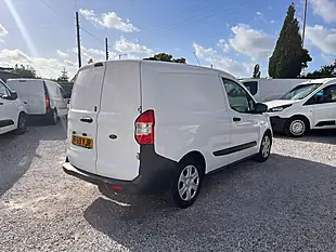 Used 2019 Ford Transit Courier Trend White - Interior and Exterior details 8
