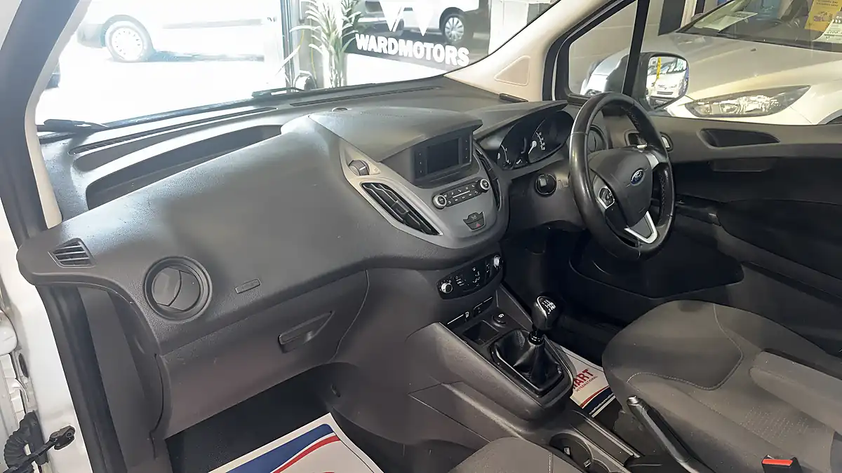 Used 2019 Ford Transit Courier Trend White - Interior and Exterior details 11