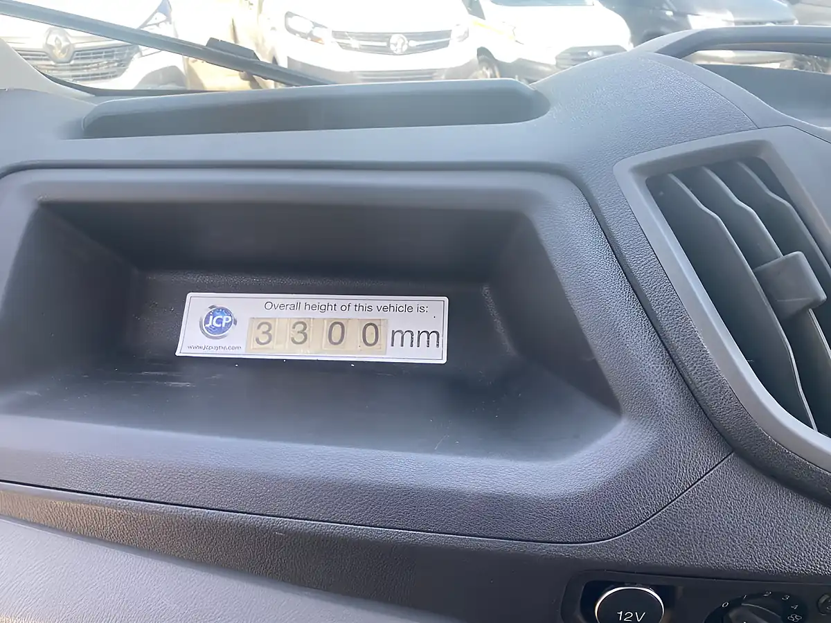 Used 2019 Ford Transit Curtain Side Luton White - Interior and Exterior details 19