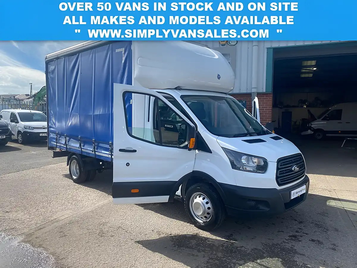 Used 2019 Ford Transit Curtain Side Luton White - Interior and Exterior details 9