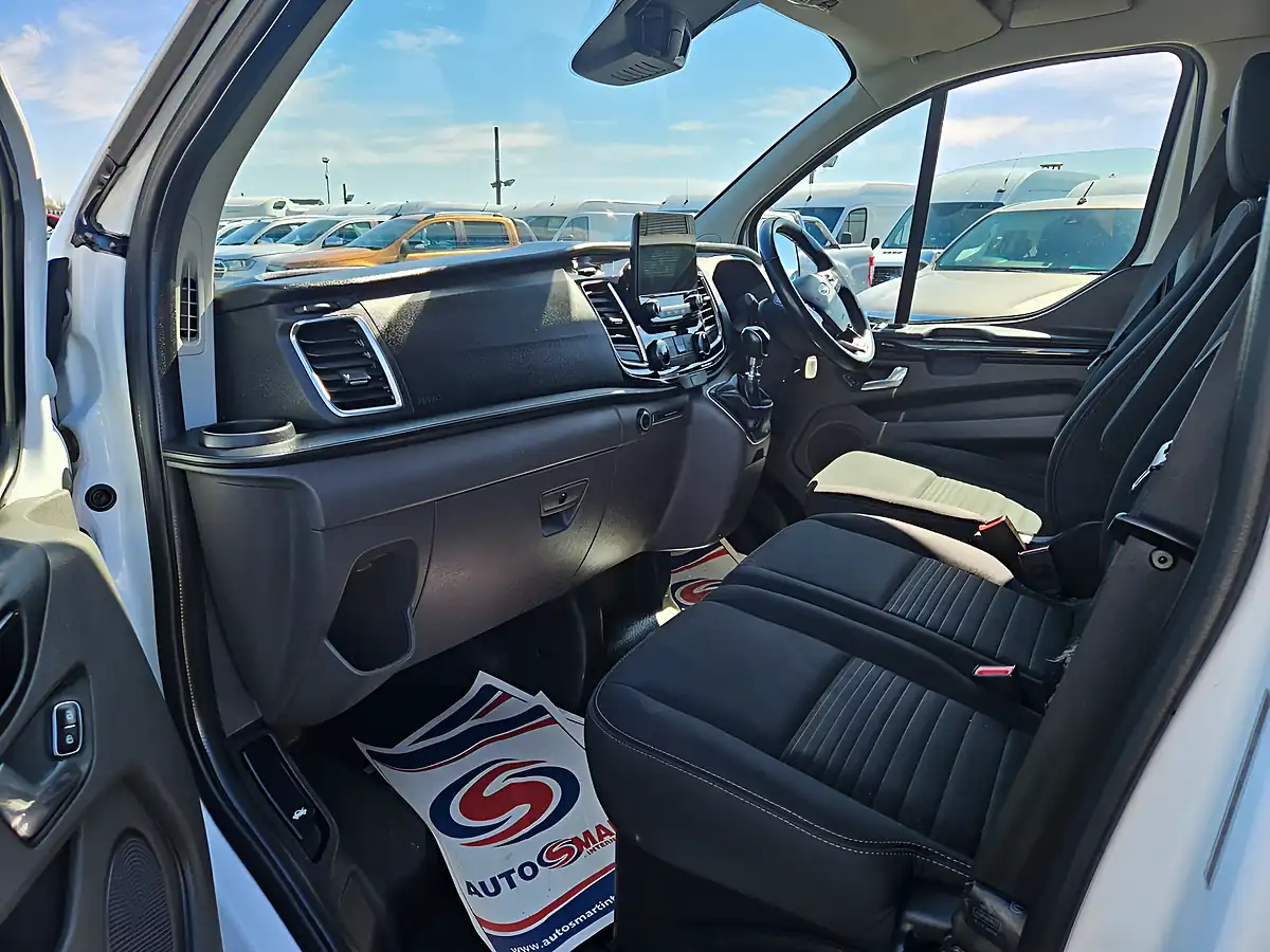 Used 2019 Ford Transit Custom 280 Limited Swb White - Interior and Exterior details 12