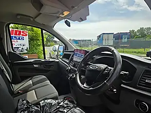 Used 2019 Ford Transit Custom 300 Base Crew White - Interior and Exterior details 12