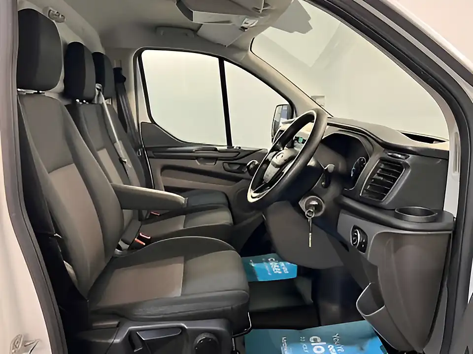 Used 2019 Ford Transit Custom 300 Base White - Interior and Exterior details 12
