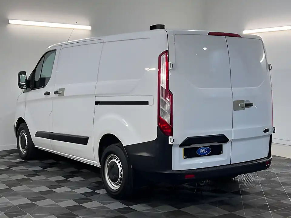 Used 2019 Ford Transit Custom 300 Base White - Interior and Exterior details 7