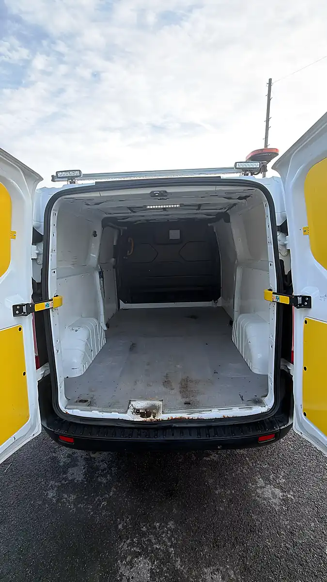 Used 2019 Ford Transit Custom 300 Base White - Interior and Exterior details 7