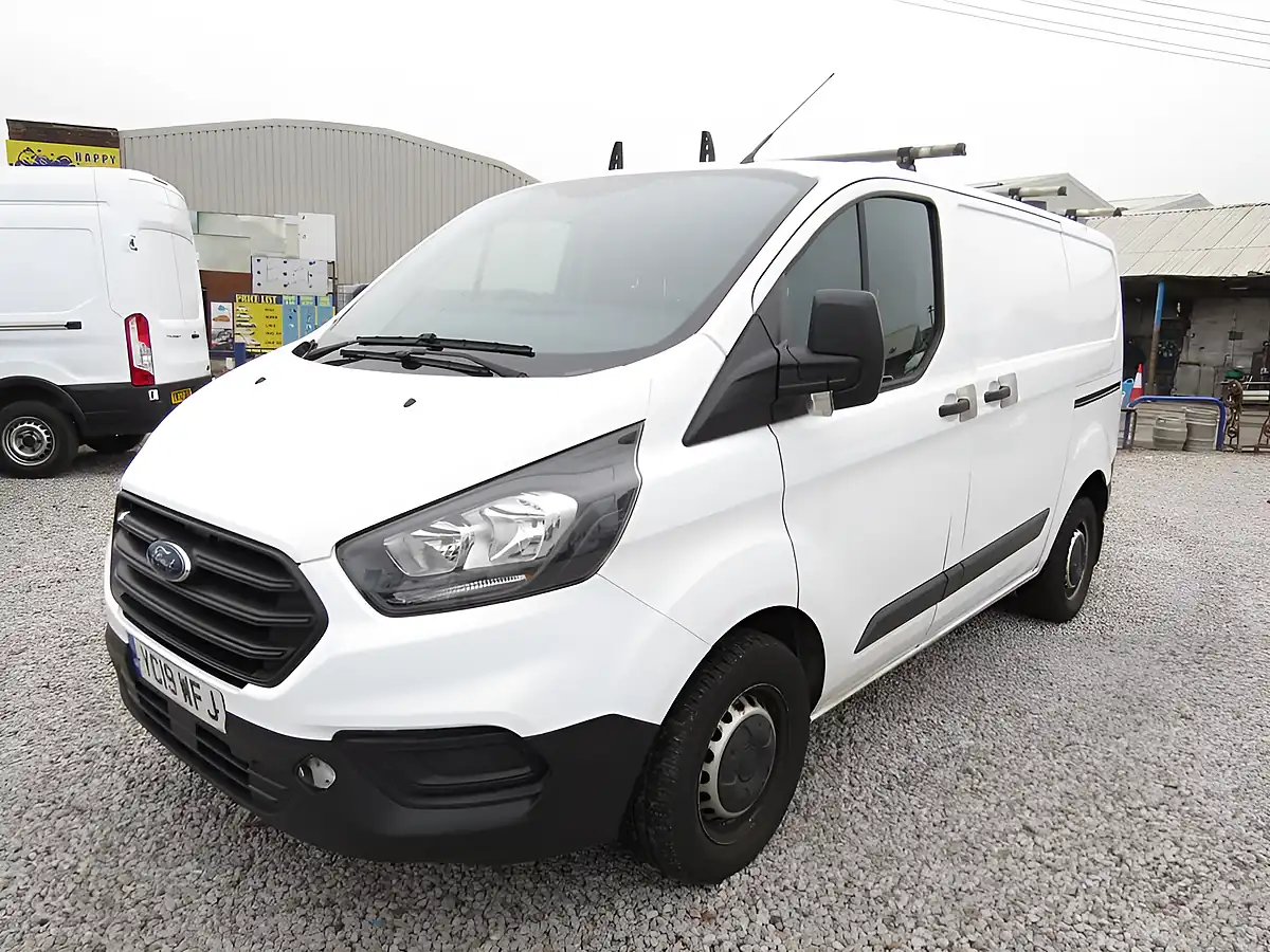Used 2019 Ford Transit Custom 300 L1 H1 Panel Van White - Interior and Exterior details 3