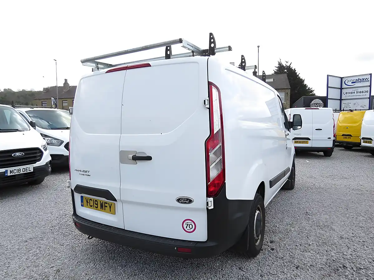 Used 2019 Ford Transit Custom 300 L1 H1 White - Interior and Exterior details 9