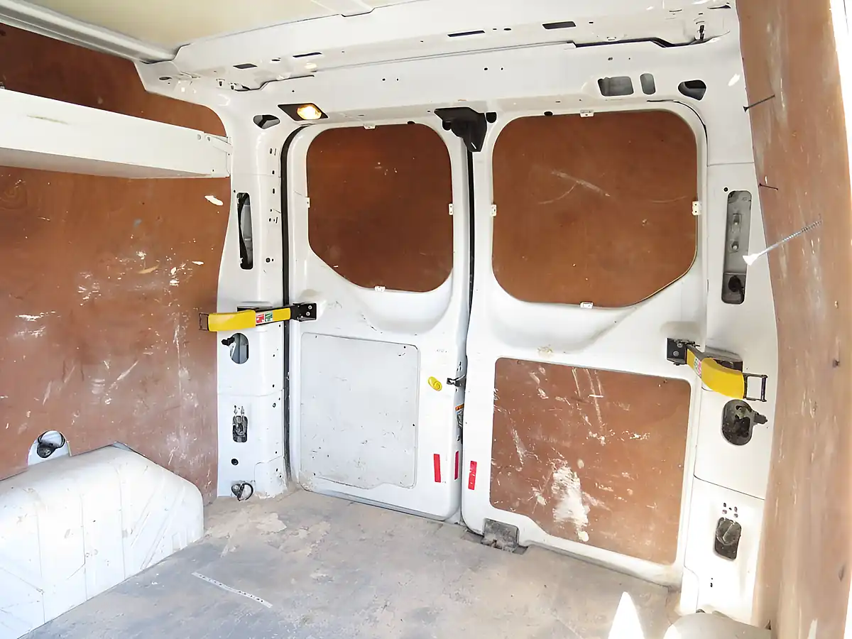 Used 2019 Ford Transit Custom 300 L1 H1 White - Interior and Exterior details 10