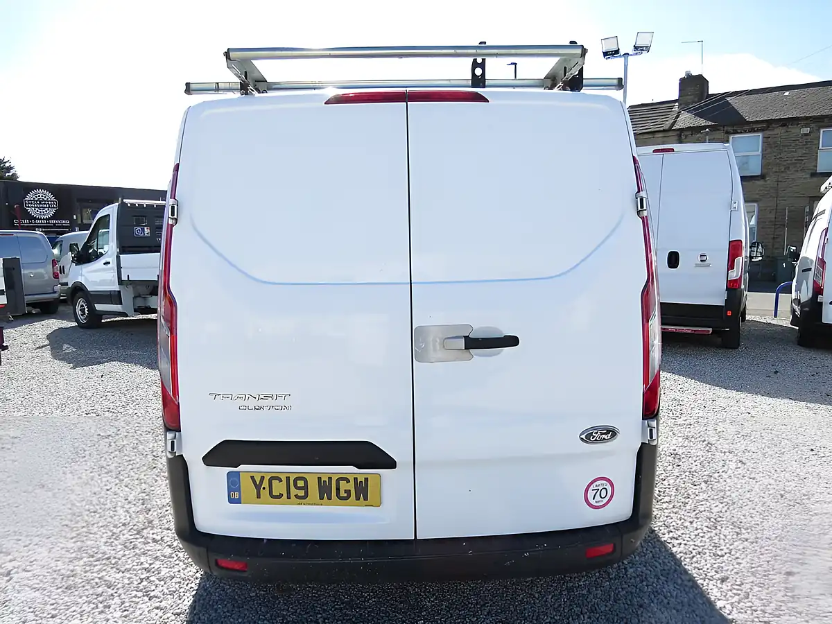 Used 2019 Ford Transit Custom 300 L1 H1 White - Interior and Exterior details 9