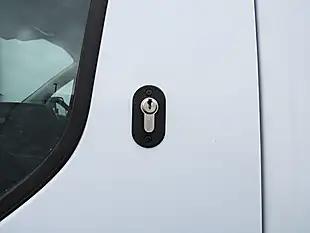 Used 2019 Ford Transit Custom 300 L1 H1 White - Interior and Exterior details 17