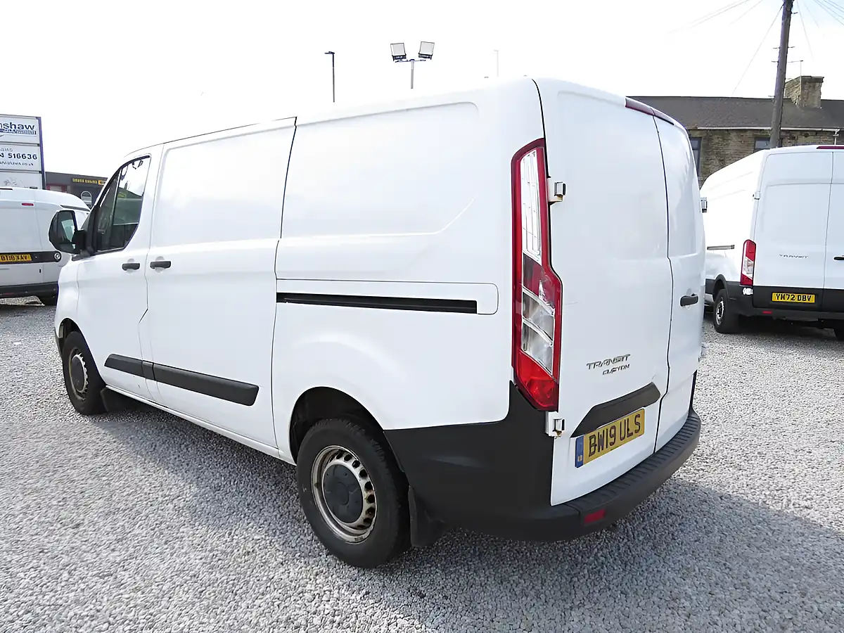 Used 2019 Ford Transit Custom 300 L1 H1 White - Interior and Exterior details 6