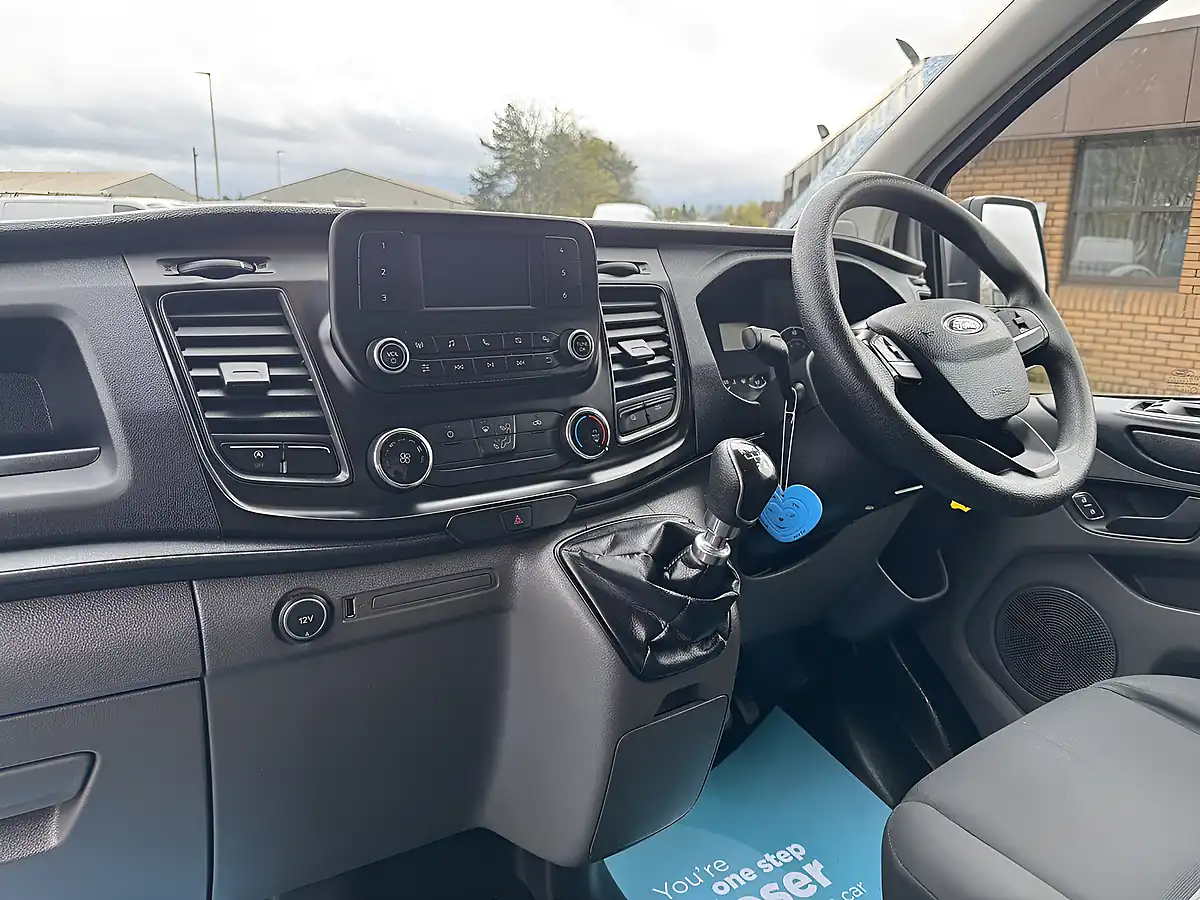 Used 2019 Ford Transit Custom 300 Leader L1H1 P/V - Interior and Exterior details 13