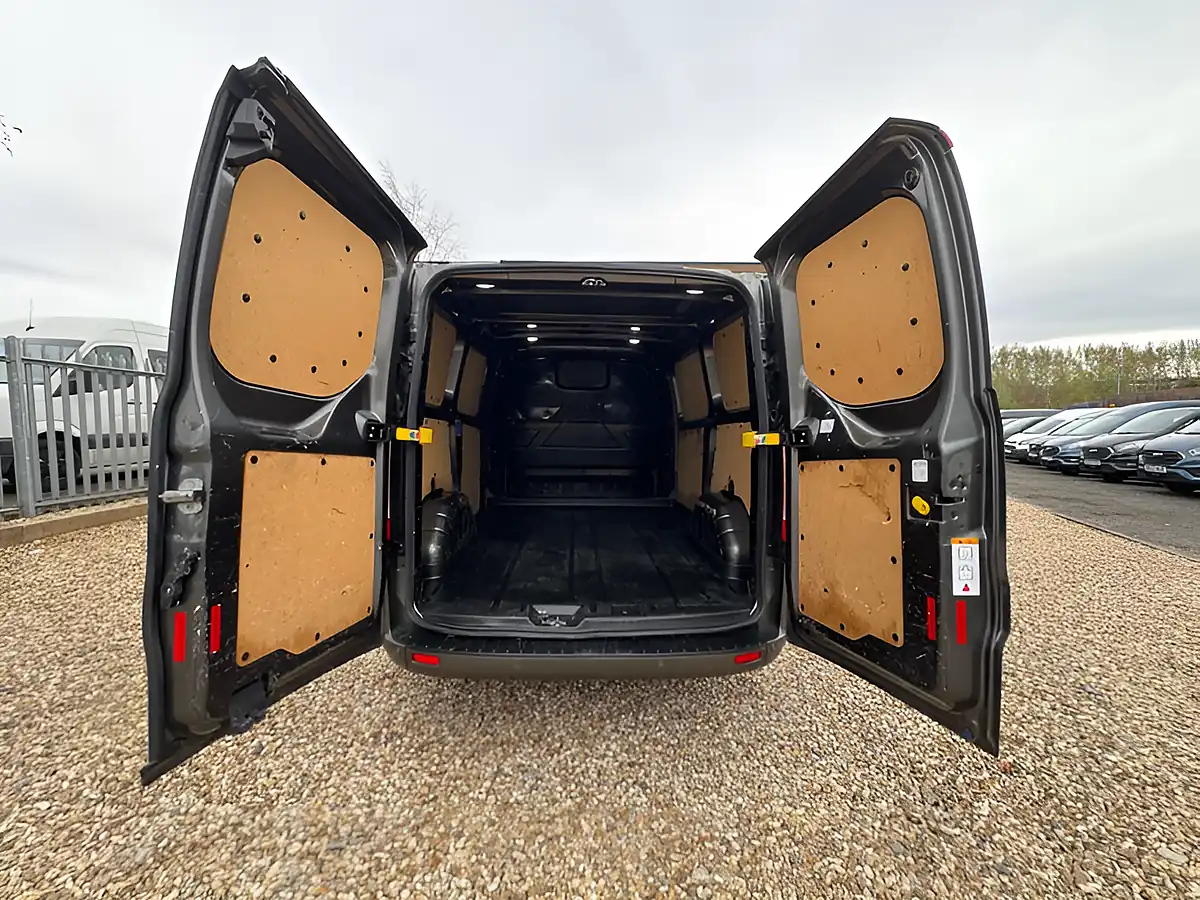 Used 2019 Ford Transit Custom 300 Limited Grey - Interior and Exterior details 5