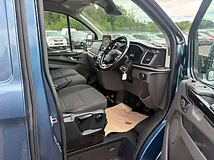 Used 2019 Ford Transit Custom 300 Limited P/V Blue - Interior and Exterior details 11