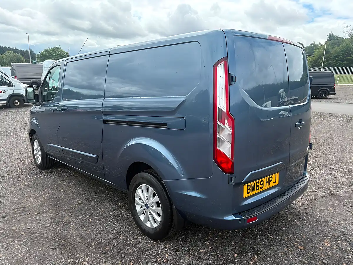 Used 2019 Ford Transit Custom 300 Limited P/V Blue - Interior and Exterior details 5