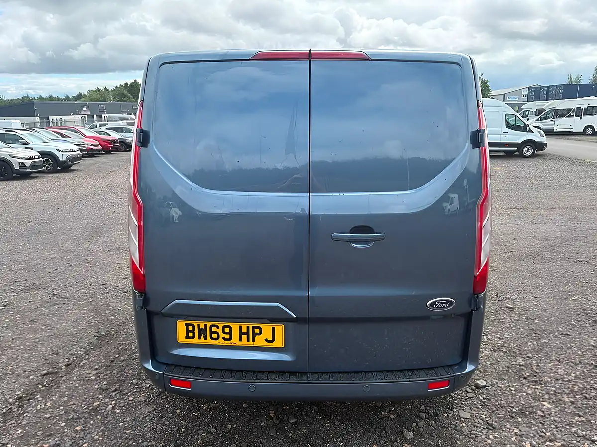 Used 2019 Ford Transit Custom 300 Limited P/V Blue - Interior and Exterior details 6