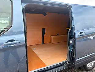 Used 2019 Ford Transit Custom 300 Limited P/V Blue - Interior and Exterior details 9