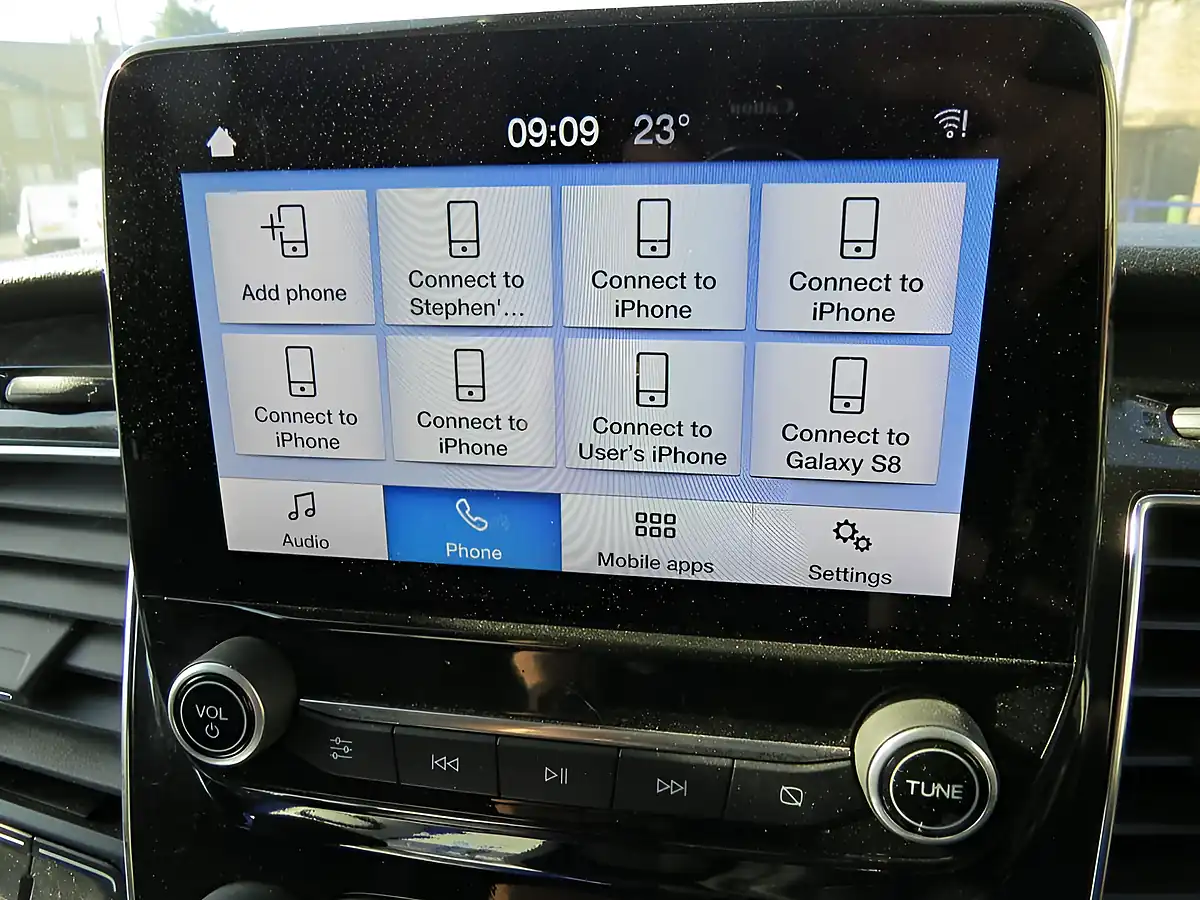 Used 2019 Ford Transit Custom 300 Limited White - Interior and Exterior details 16