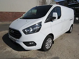 Used 2019 Ford Transit Custom 300 Limited White - Interior and Exterior details 4