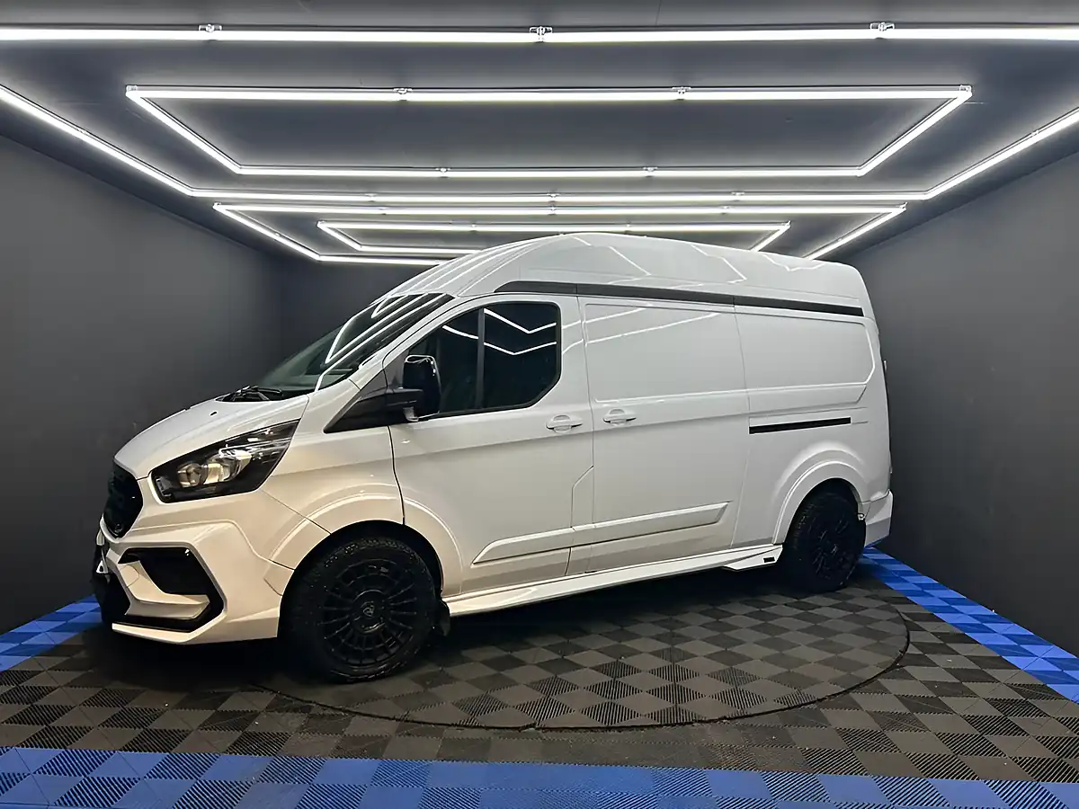 Used 2019 Ford Transit Custom 300 Panel Van L2 H2 White - Interior and Exterior details 12