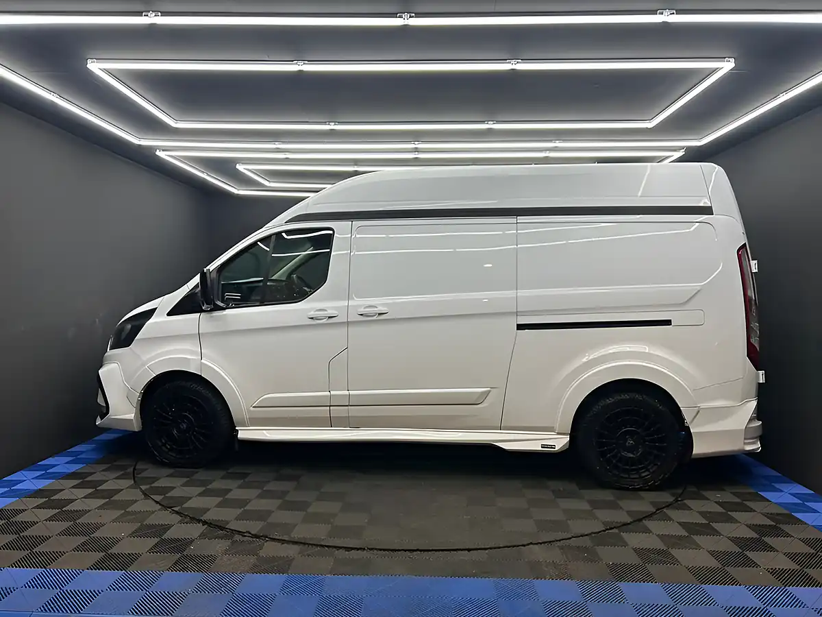 Used 2019 Ford Transit Custom 300 Panel Van L2 H2 White - Interior and Exterior details 14