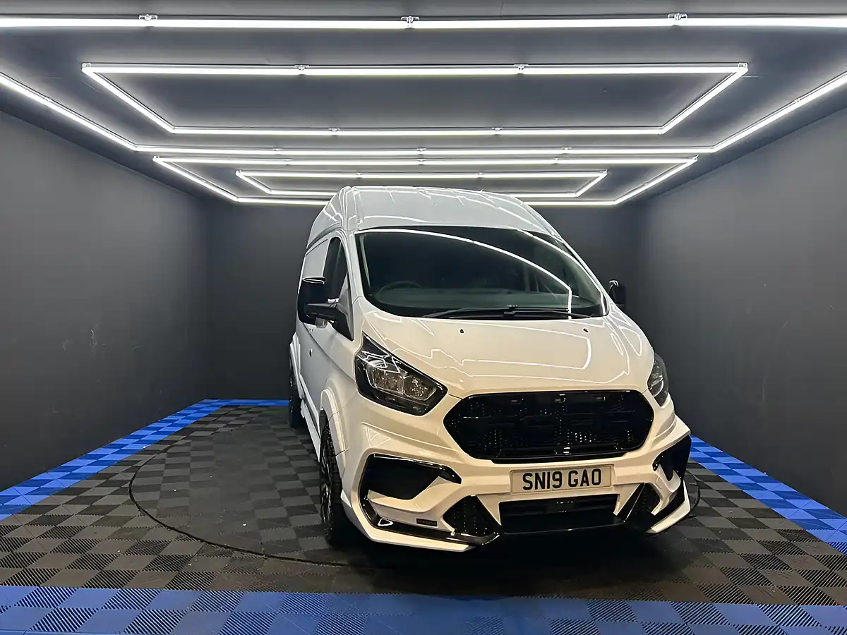 Used 2019 Ford Transit Custom 300 Panel Van L2 H2 White - Interior and Exterior details 2