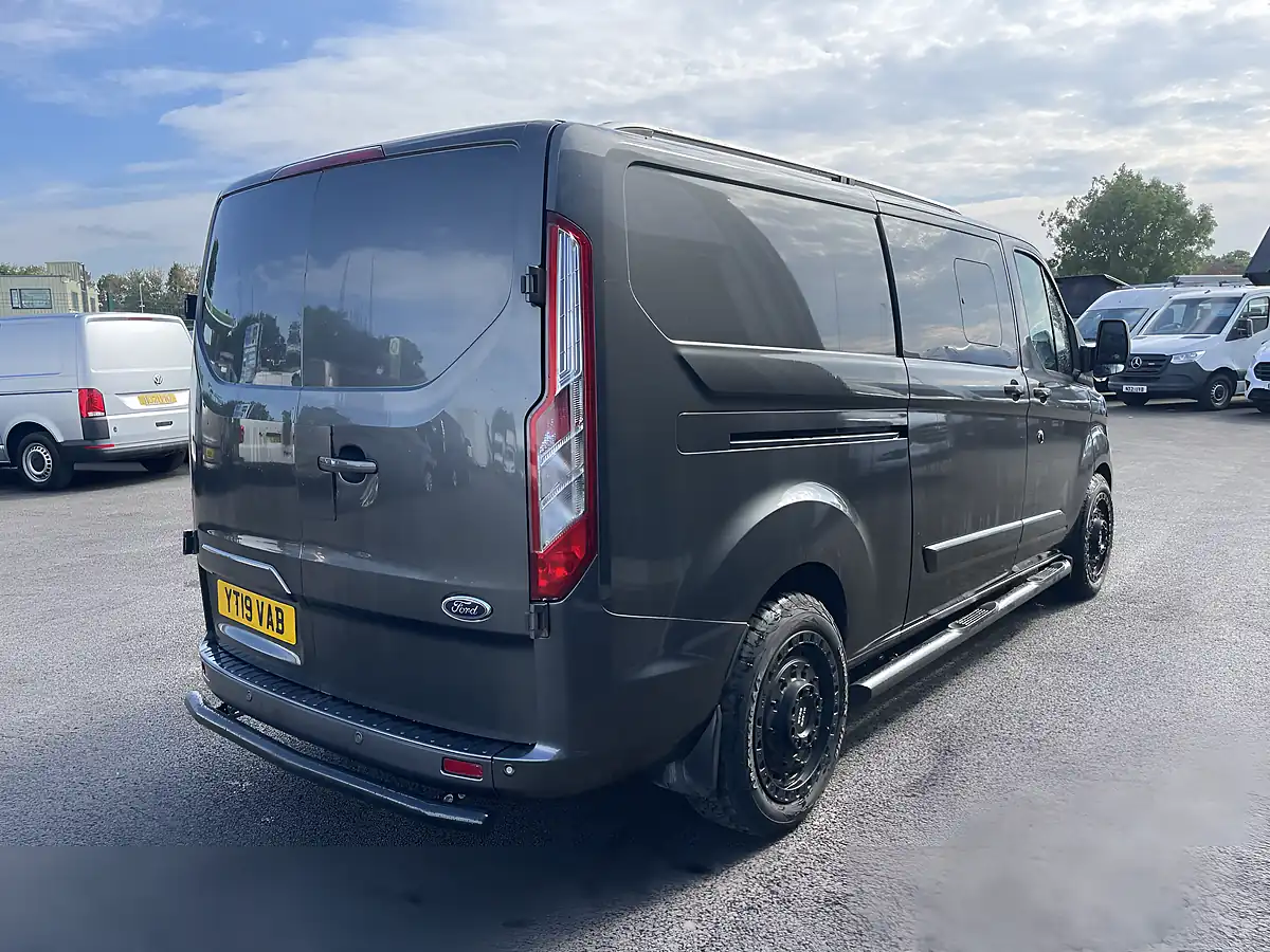 Used 2019 Ford Transit Custom 6 SEAT Crew Lwb Grey - Interior and Exterior details 4