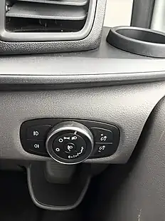 Used 2019 Ford Transit Custom Combi Van White - Interior and Exterior details 20