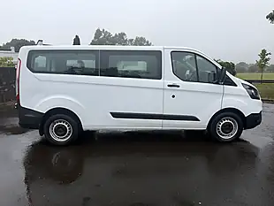 Used 2019 Ford Transit Custom Combi Van White - Interior and Exterior details 9