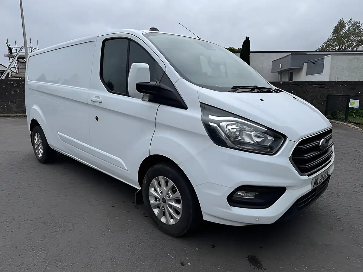 Used 2019 Ford Transit Custom L1 H1 Blue - Interior and Exterior details 6