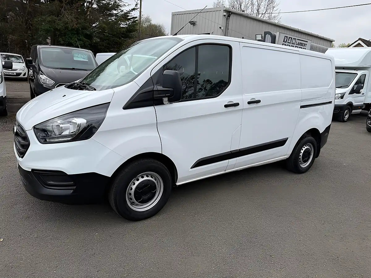 Used 2019 Ford Transit Custom L1 H1 Swb White - Interior and Exterior details 16
