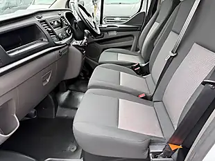 Used 2019 Ford Transit Custom L1 H1 Swb White - Interior and Exterior details 9