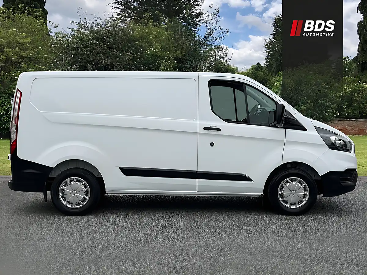 Used 2019 Ford Transit Custom L1 H1 White - Interior and Exterior details 11