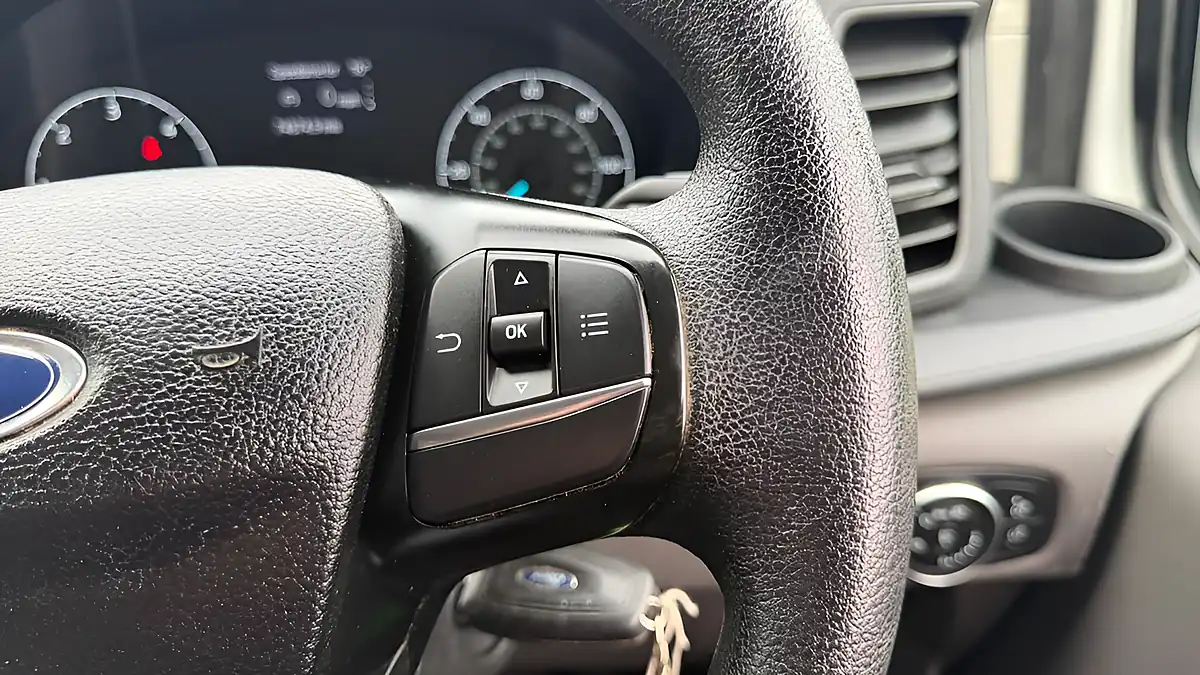 Used 2019 Ford Transit Custom L1 H1 White - Interior and Exterior details 15