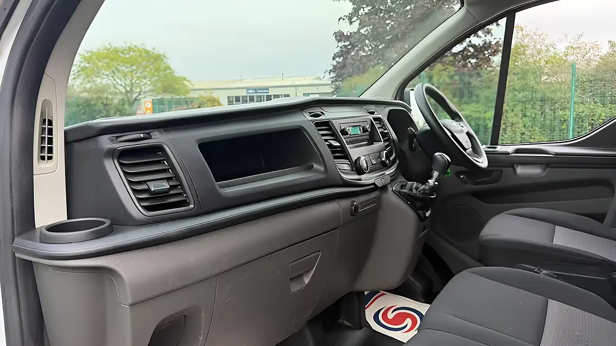Used 2019 Ford Transit Custom L1 H1 White - Interior and Exterior details 17