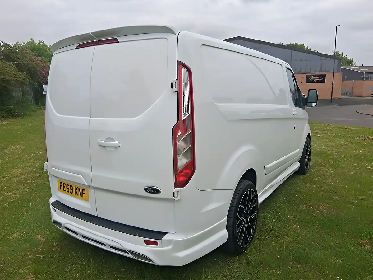 Used 2019 Ford Transit Custom Leader White - Interior and Exterior details 5