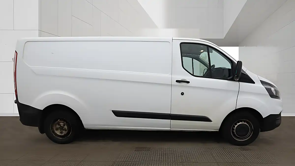 Used 2019 Ford Transit Custom Leader White - Interior and Exterior details 5